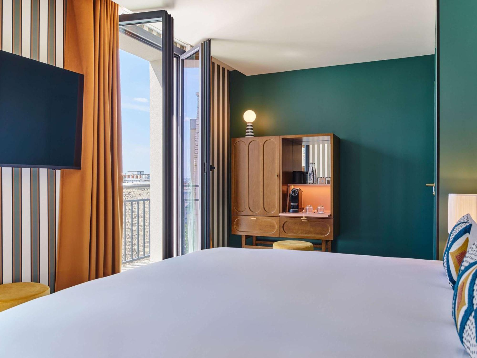 Mercure Paris Butte Montmartre Basilique Exterior photo